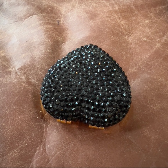 Vintage heart shaped crystal mirror - Picture 2 of 9